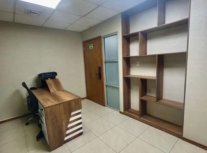 Sector Mall del Sol. Edificio de Lujo Corporativo Vendo Oficina de 41 m² Amoblada, Guayas — imagen 1