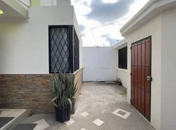 Casa de Venta en Manta Zona Norte Los Almendros, Manabí — imagen 3