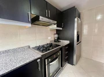 Departamento en Venta Sector Bosmediano a Dos Cuadras de Las 6 de Diciembre — imagen 3
