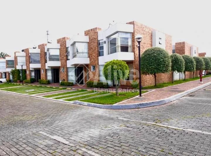 Casa en venta en Quito, Pichincha