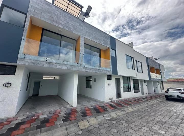 Casa en venta en Quito, Pichincha