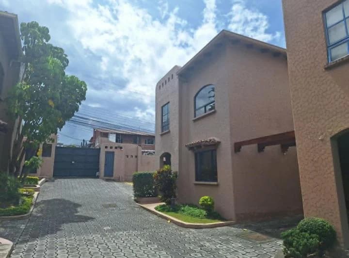 Casa en venta en Quito, Pichincha