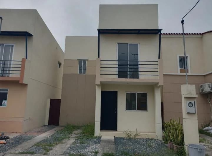 Casa de Venta en Urbanización Gran Vittoria, Vía a Salitre, 2 Dorm.. Guayas — imagen 1