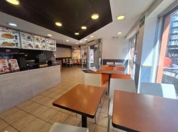 Venta Local Comercial Av 10 de Agosto y Riofrio. Esquina — imagen 3