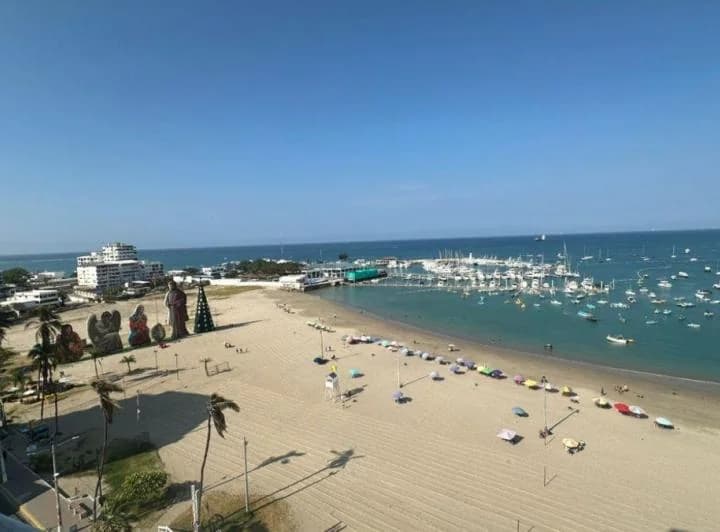 Departamento en venta en Salinas, Santa Elena