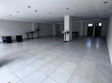 Amplio Local Comercial, 2 Parqueaderos, 1 Bodega, Guardiania 24/7. Mall Jardin — imagen 2