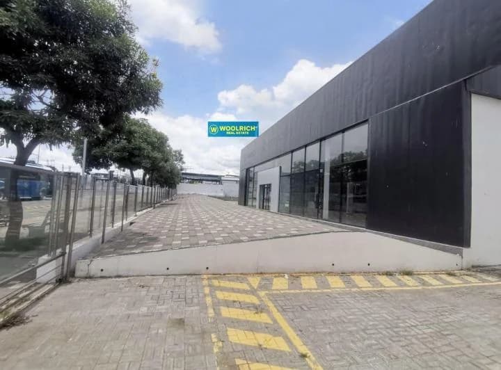 Local comercial en venta en Manta, Manabí