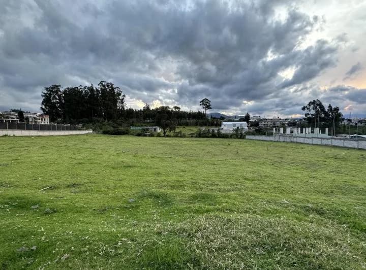 Terreno en alquiler en Quito, Pichincha