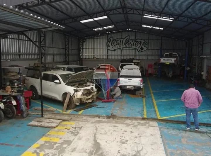 Local comercial en venta en Manta, Manabí