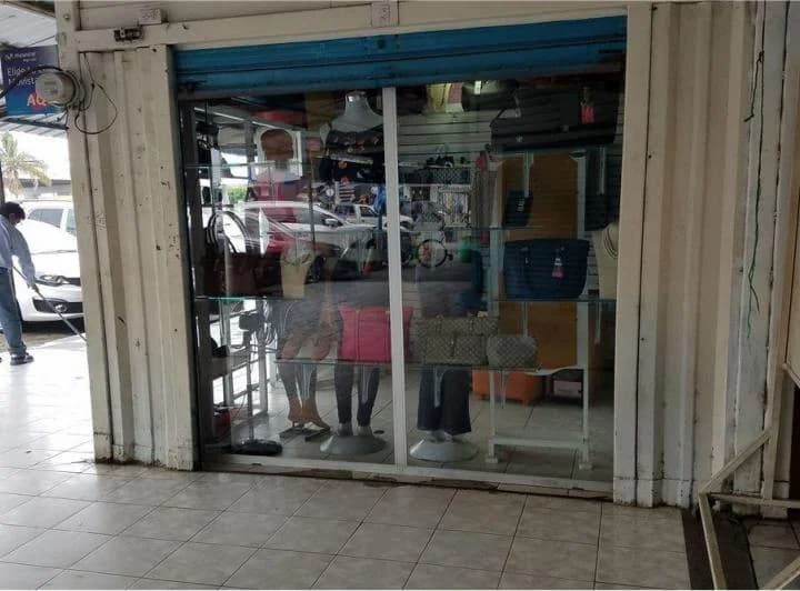 Local comercial en venta en Manta, Manabí
