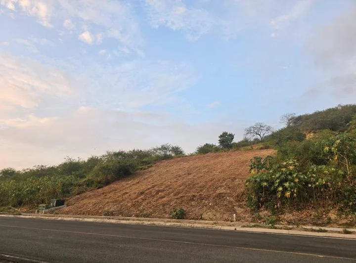 Terreno en venta en Montecristi, Manabí