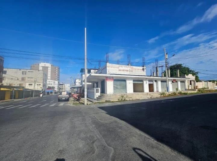Local comercial en venta en Salinas, Santa Elena
