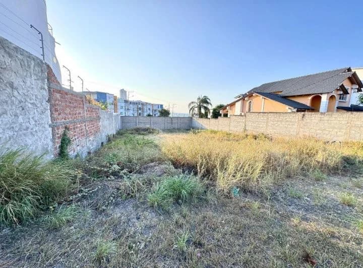 Terreno en venta en Manta, Manabí