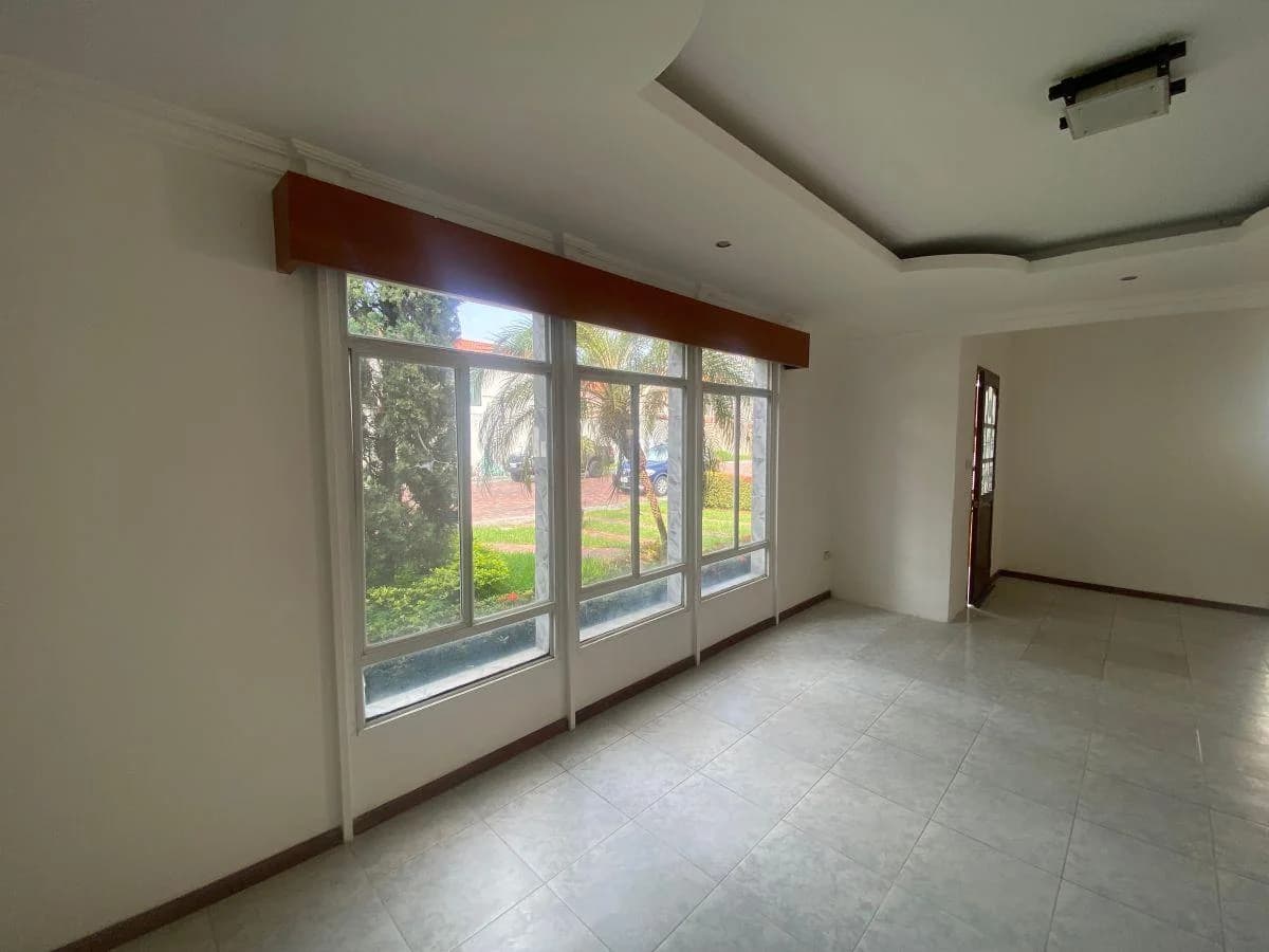 Vendo Casa de Una Planta Vía Samborondón, Guayas — imagen 2