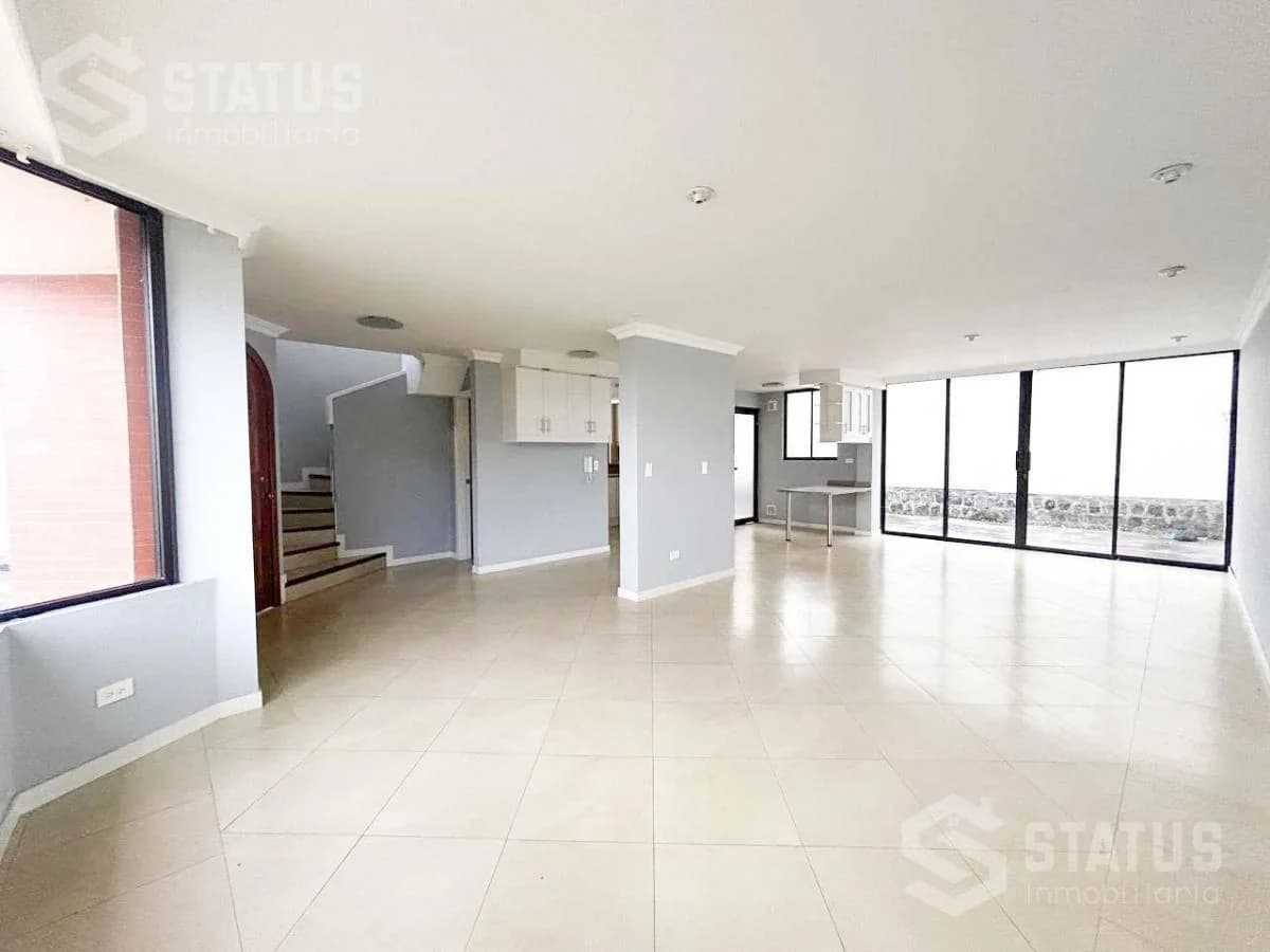Venta de Casa Sector Playa Chica - Cerca San Luis Shopping — imagen 5