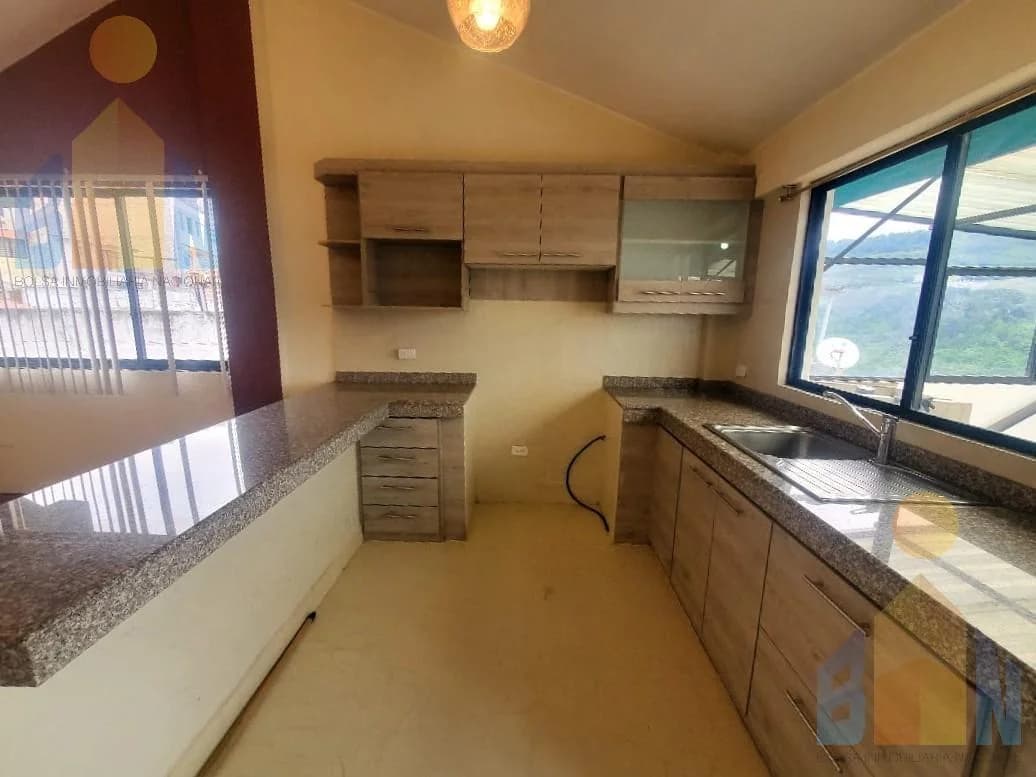 Ct Venta Departamento Duplex con Linda Vista - Sector Monjas – Autopista General Rumiñahui — imagen 4