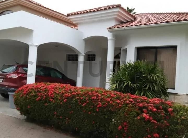Casa Esquinera de Una Planta en Venta. bea. N, Guayas — imagen 1