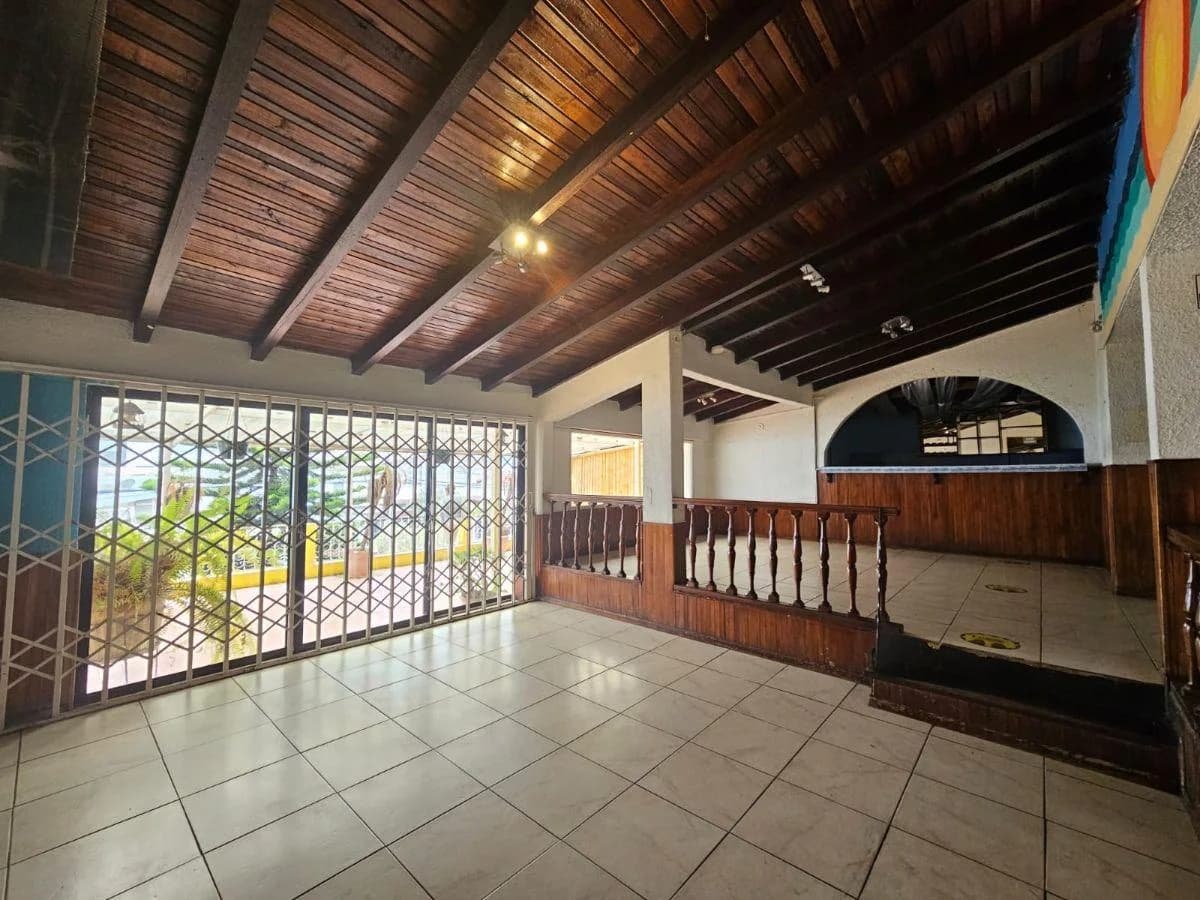 Casa Comercial Venta Sector Batan Alto — imagen 2