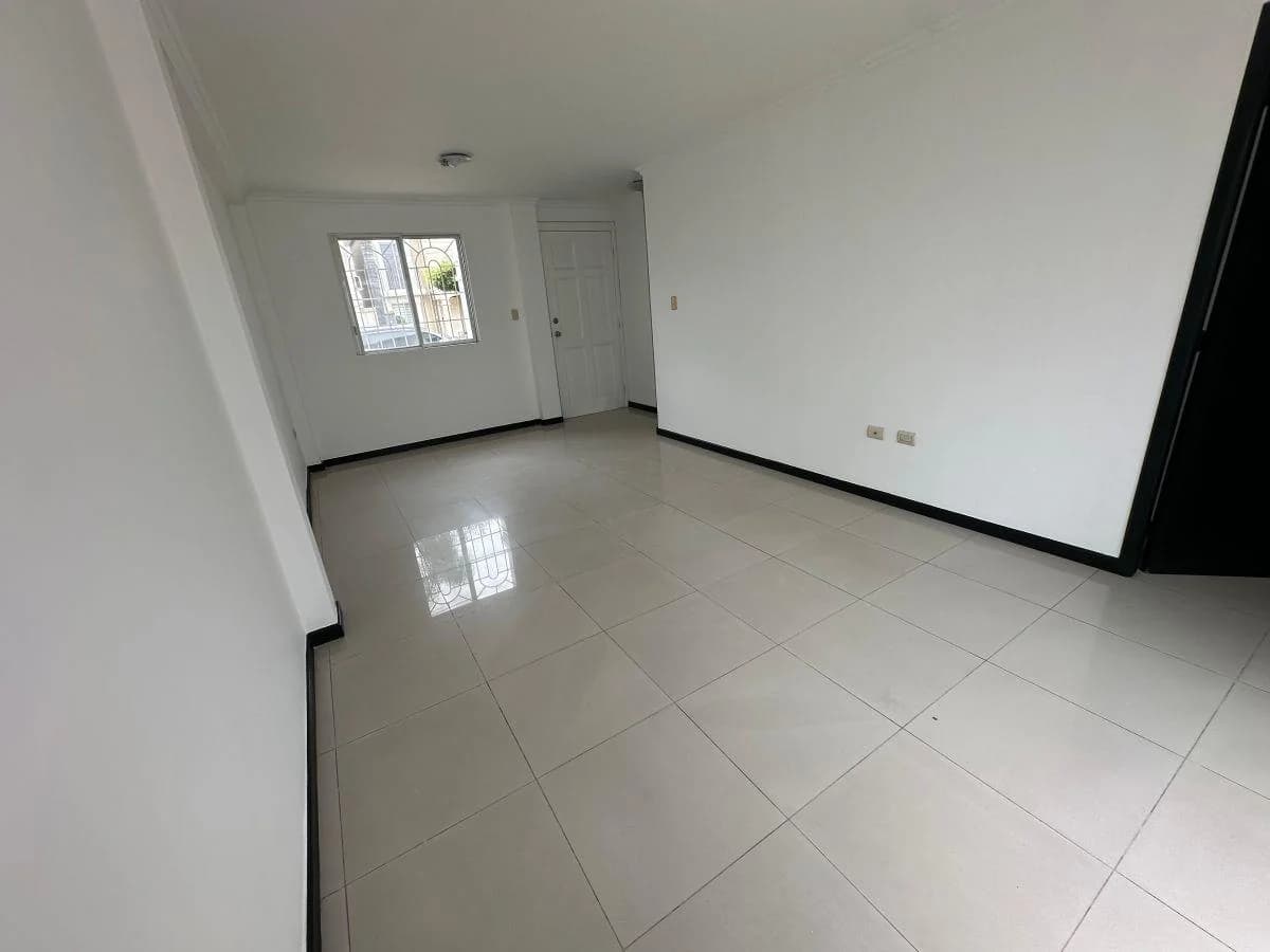 Se Vende Casa en Marina Dior Park 3 Habitaciones, Guayas — imagen 4