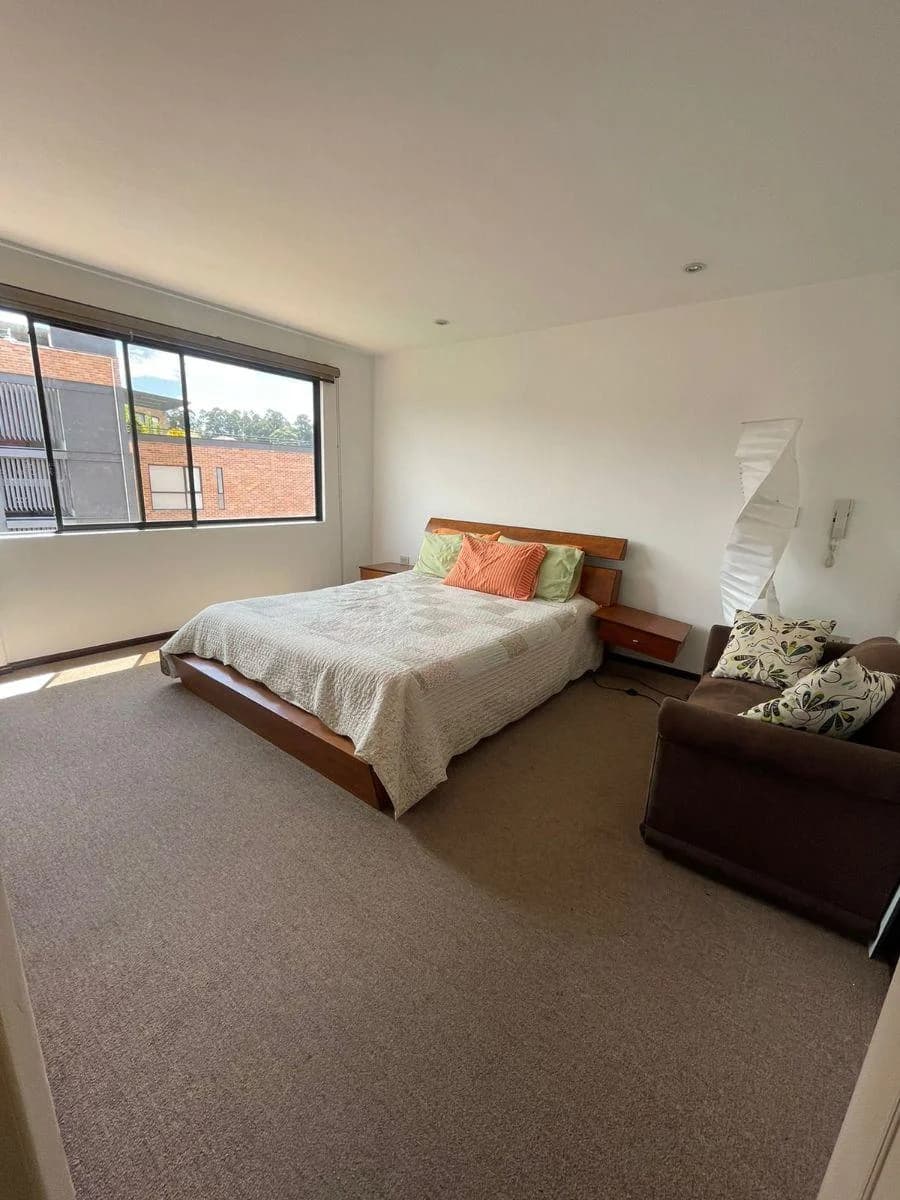 Departamento en Venta con Vista Espectacular Cerca Remigio Crespo, Azuay — imagen 2
