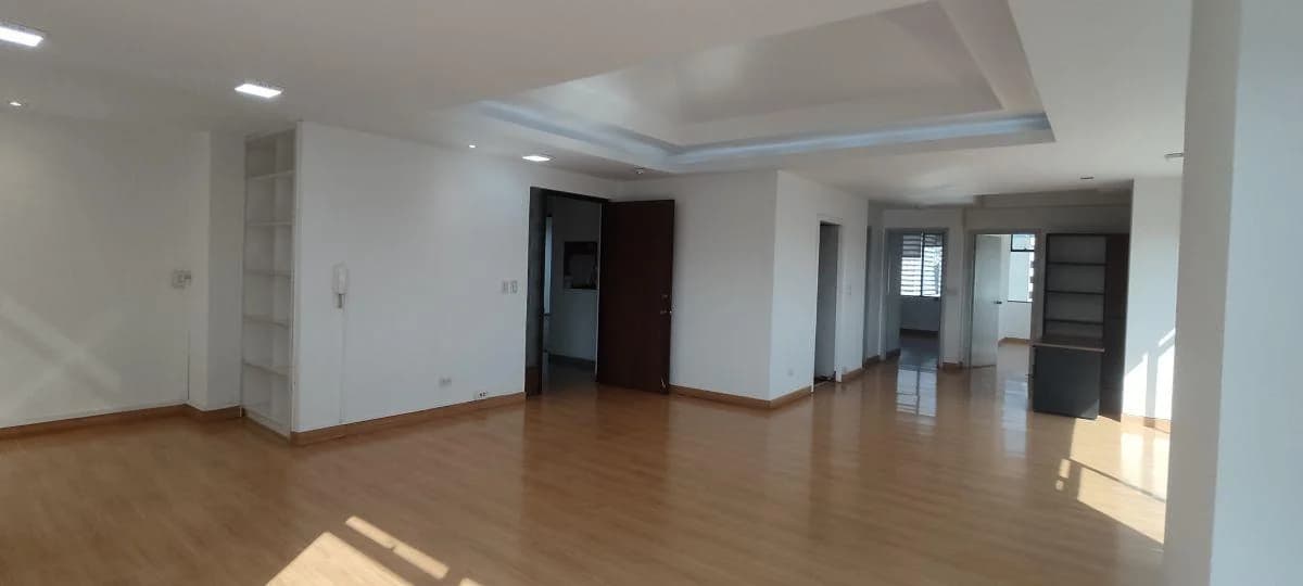Vendo o Arriendo Oficina Frente Al Parque La Carolina — imagen 3