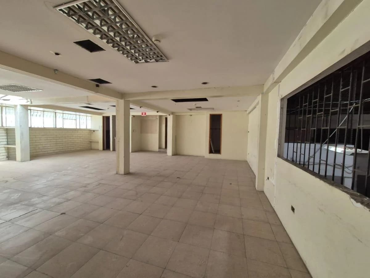 Local Comercial de 800 m² en Mapasingue Este, Vía a Daule, Guayaquil, Guayas — imagen 4