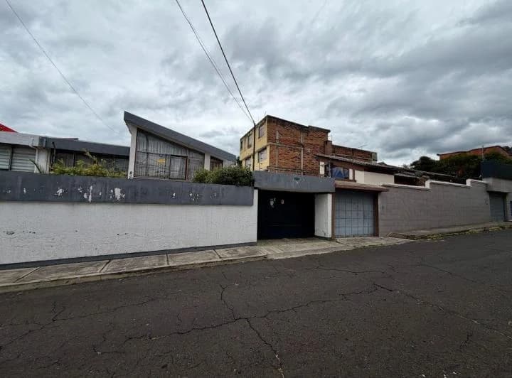Casa Independiente de Venta en Sector La Brasil y Zamora — imagen 1