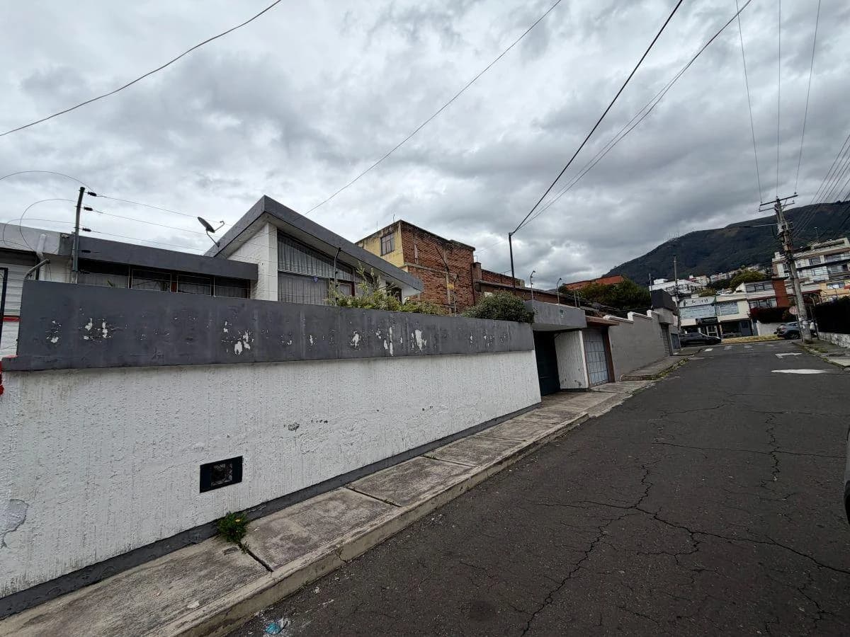 Casa Independiente de Venta en Sector La Brasil y Zamora — imagen 3