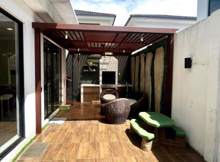 Casa en Venta y Alquiler Punta Esmeralda, Vía a La Costa, 4 Dorm. 1 en Planta Baja, Guayas — imagen 1