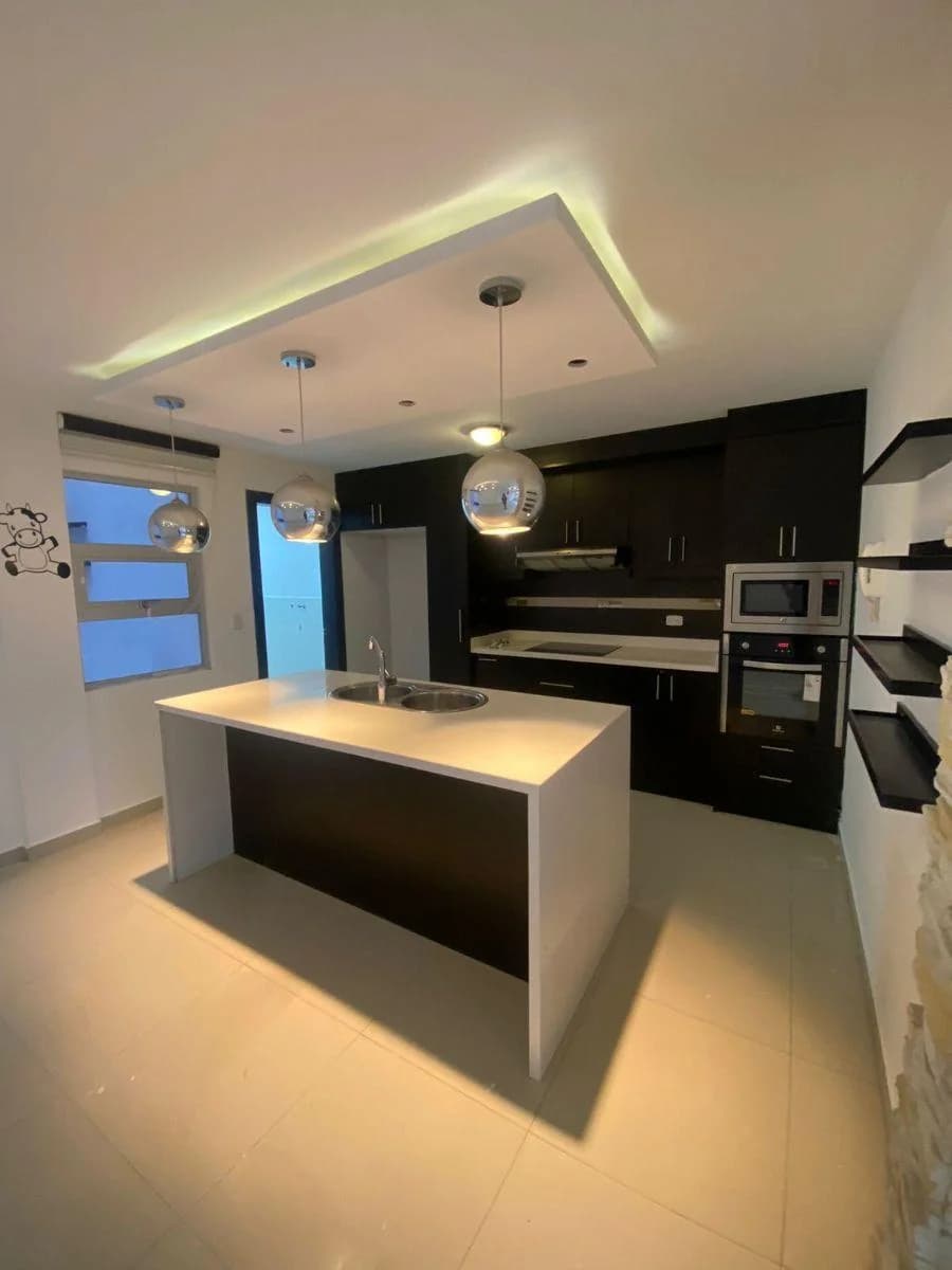 Casa en Venta Sector Marianitas en Calderón — imagen 4
