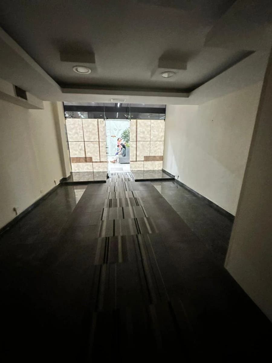Venta Local Comercial | Policentro | Planta Baja | Alto Tráfico Peatonal | 1 Parqueo (Wl), Guayas — imagen 4