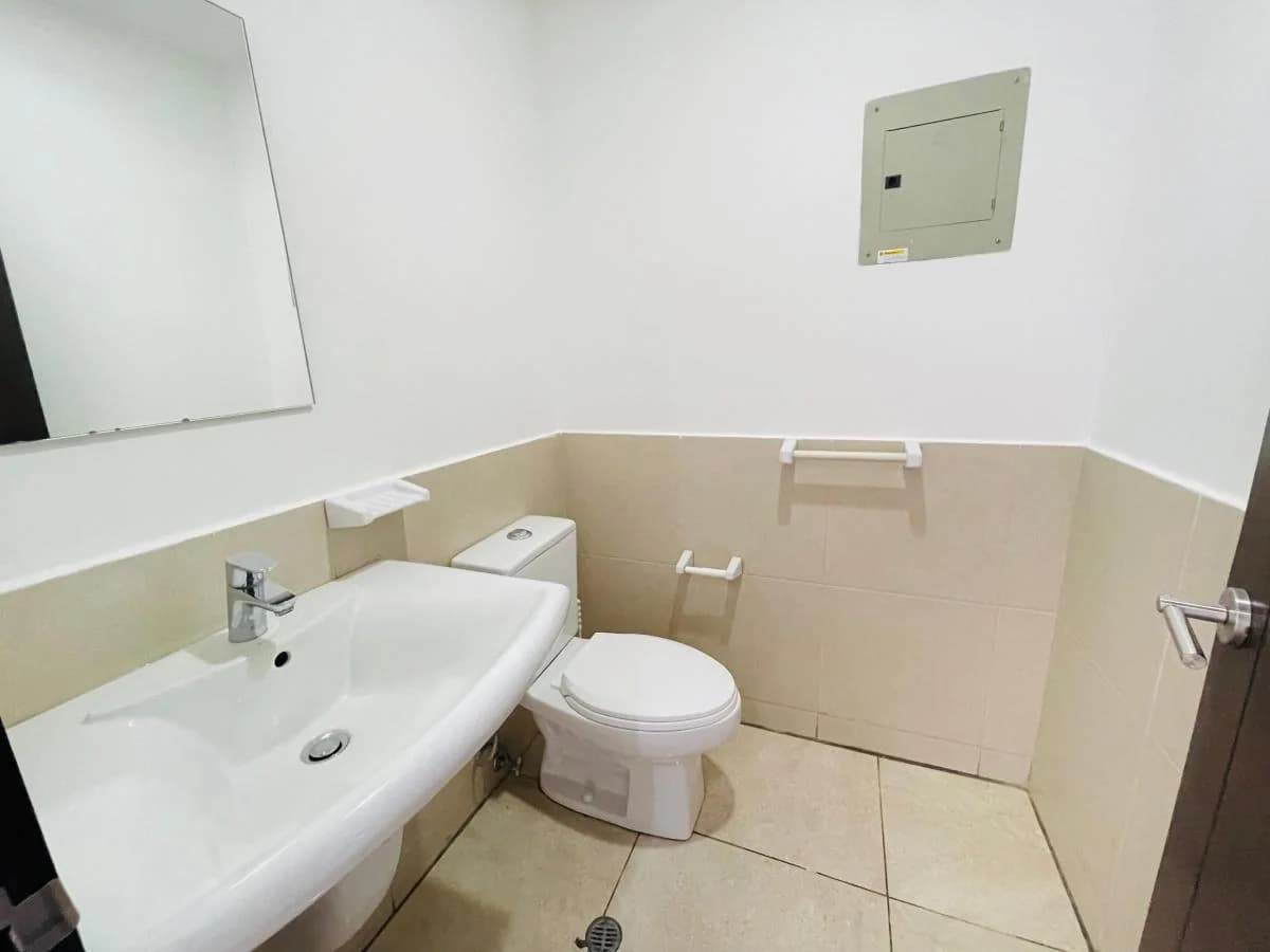 Venta de Oficina en El Sector La Coruña de 65 m con Divisiones — imagen 3
