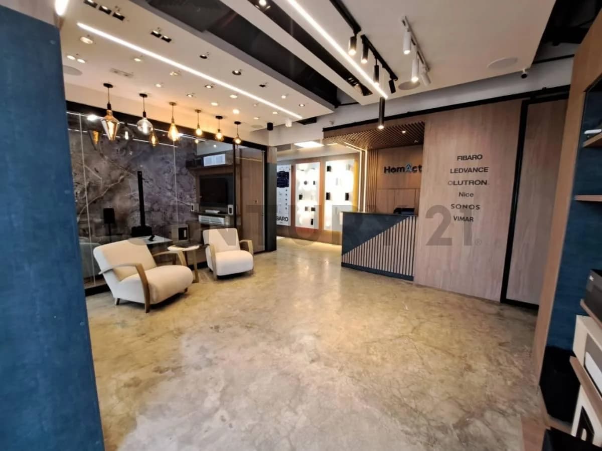 Venta Oficina Comercial en Edificio Plaza Proyecto, Vía Samborondón, Guayas — imagen 3