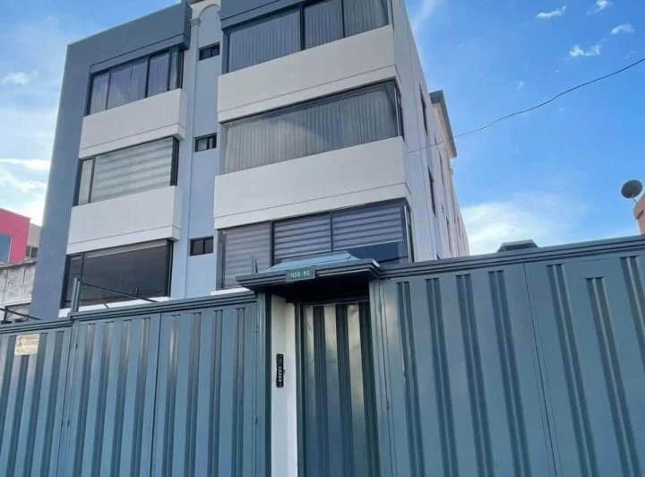 Vendo Departamento Abrigado, 3 Dorm., Garage: La Cofavi - La Rumiñahui — imagen 1