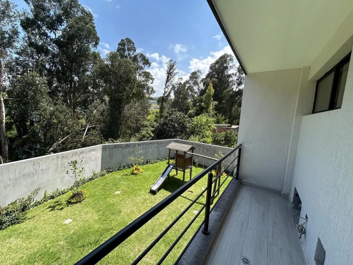 Venta Departamento 2 D La Morita Tumbaco — imagen 2