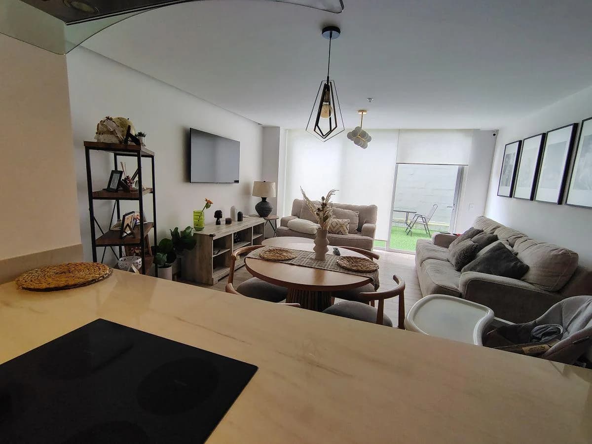 Venta Departamento Duplex con Terraza 3 Dorm. en Lomas de Monteserrin — imagen 4