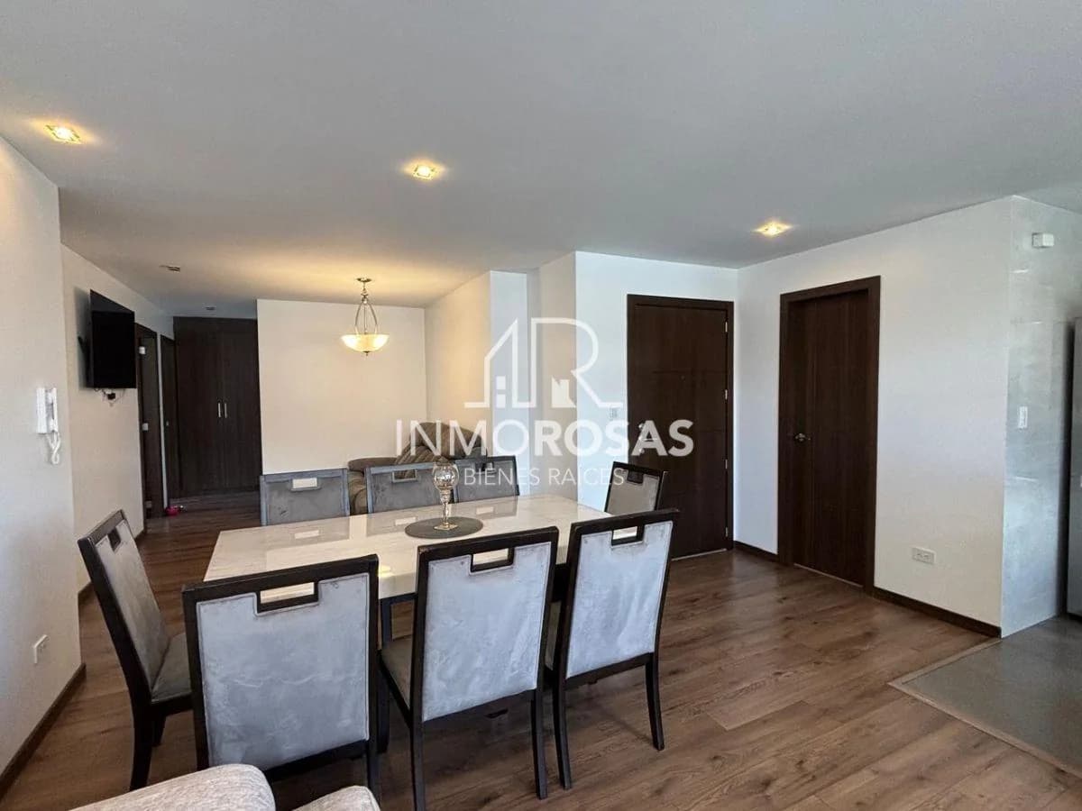 Impecable Departamento $119.900 con Ascensor 3 Dorm, 2 Parq. Sector Santa Lucía Norte de Quito — imagen 5