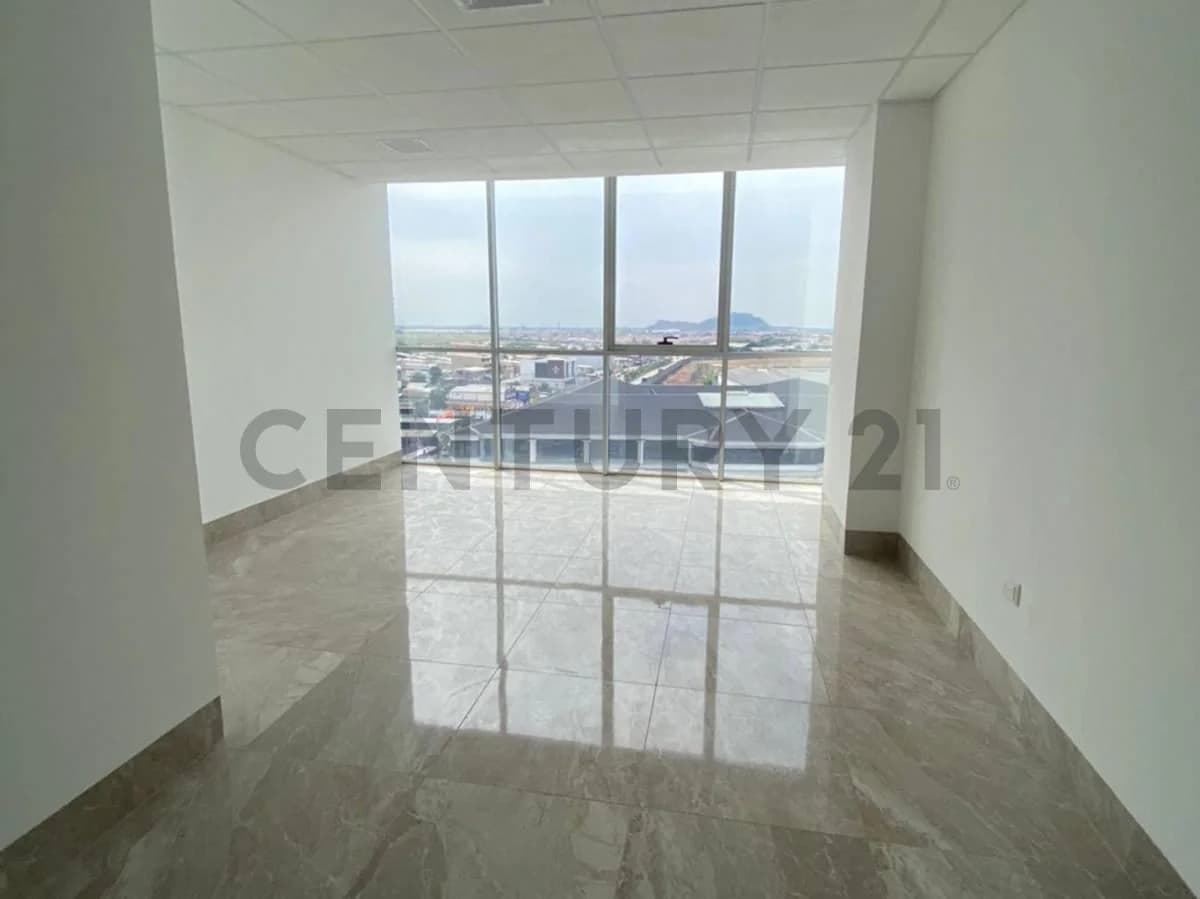 Venta de Oficina Comercial en Ciudad Millenium, La Aurora, Guayas — imagen 3
