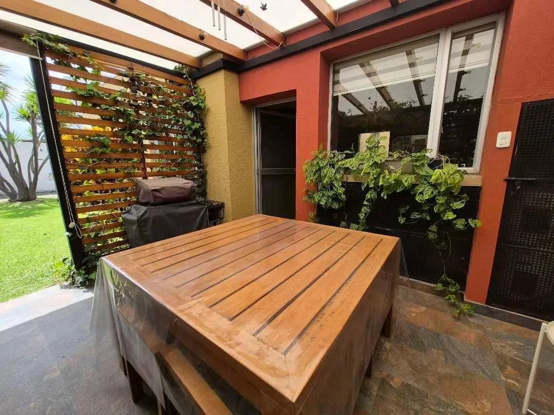Venta Casa un Solo Nivel, Sin Adosamientos, Primavera - Cumbayá — imagen 4