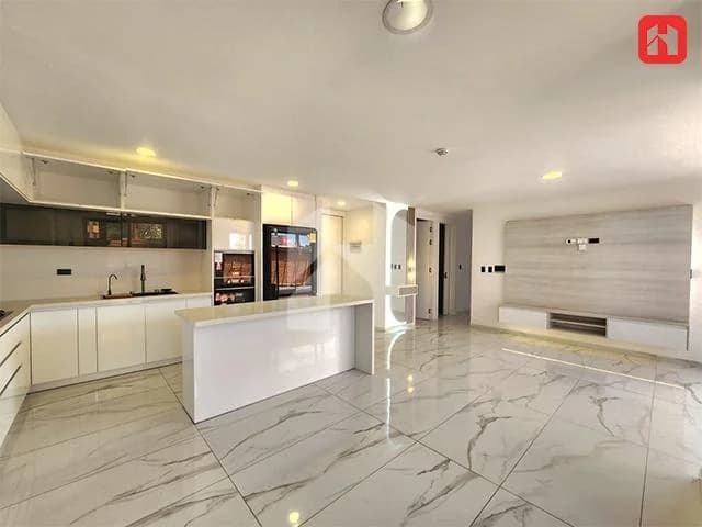 Vendo Departamento de Lujo en Cuenca – Sector El Batán (Dp4054), Azuay — imagen 1