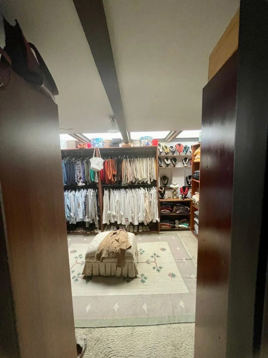 Linda Casa Town House Amplia con Seguridad González Suárez, Dentro de Lindo Conjunto — imagen 3
