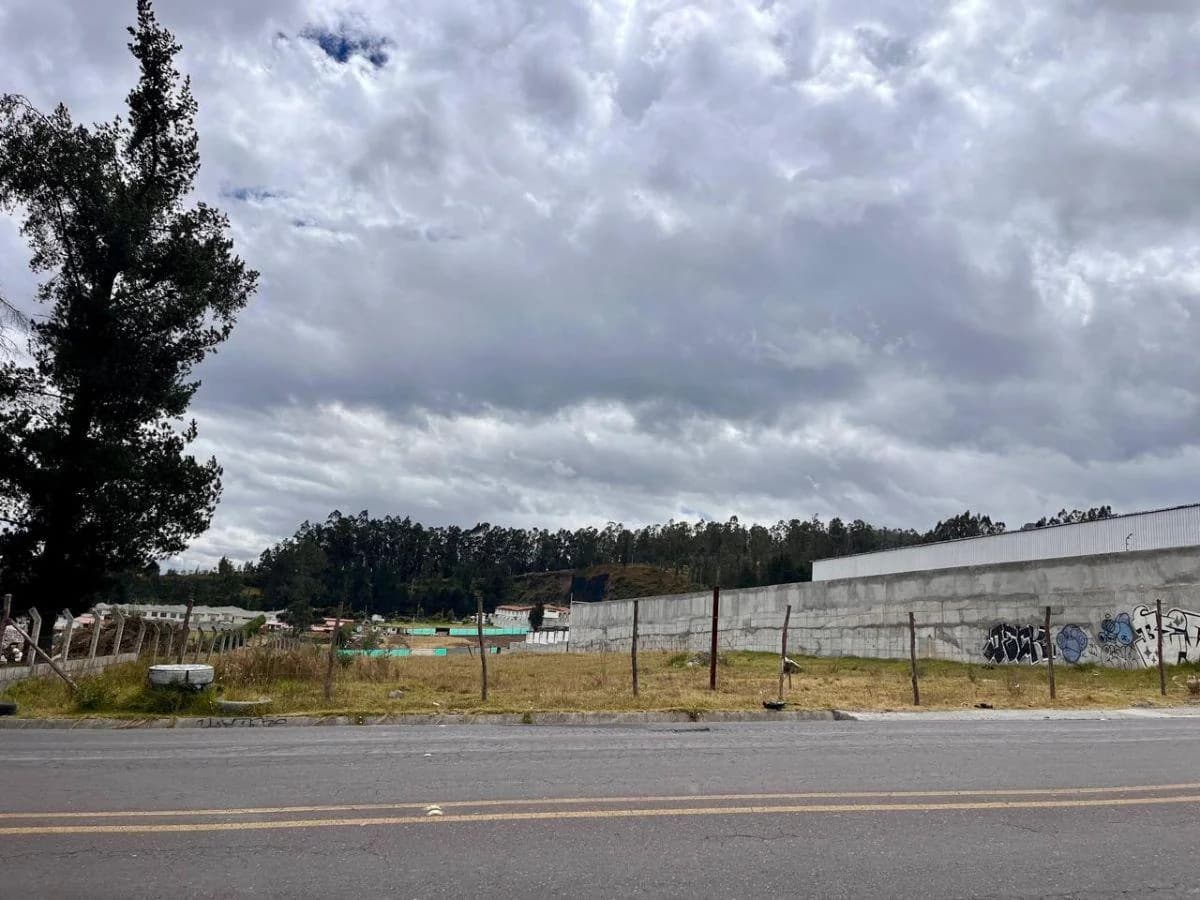 En Venta Terreno de 5.850 m² Sobre La Vía Pifo Papallacta — imagen 5