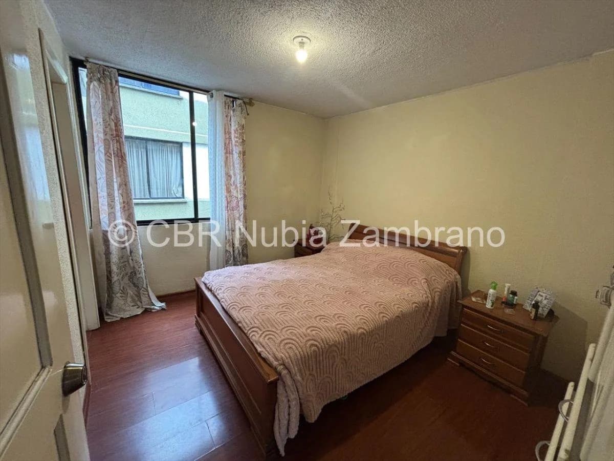 Departamento en Conjunto con Seguridad, 3 Dorm. 2 Baños, Parqueadero, Sector La Ofelia — imagen 3