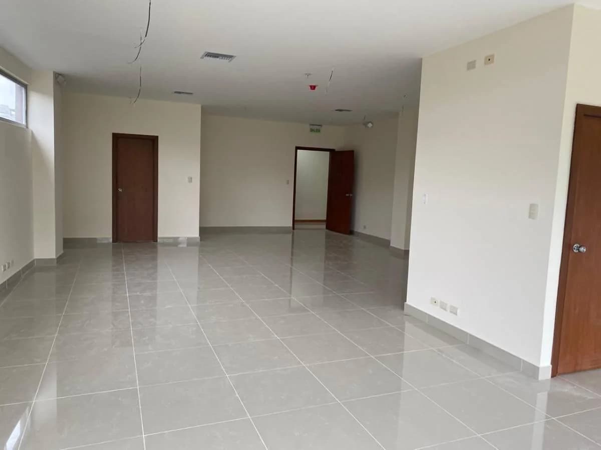 Kennedy Norte - Condominio San José - Vendo Oficina - Frente - Parque Lineal, Guayas — imagen 4