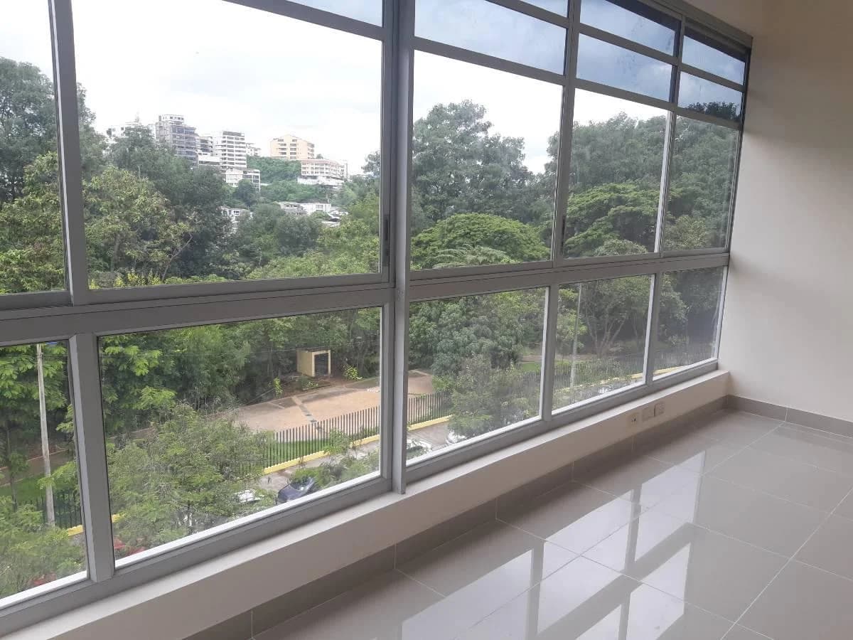 Kennedy Norte - Condominio San José - Vendo Oficina - Frente - Parque Lineal, Guayas — imagen 3