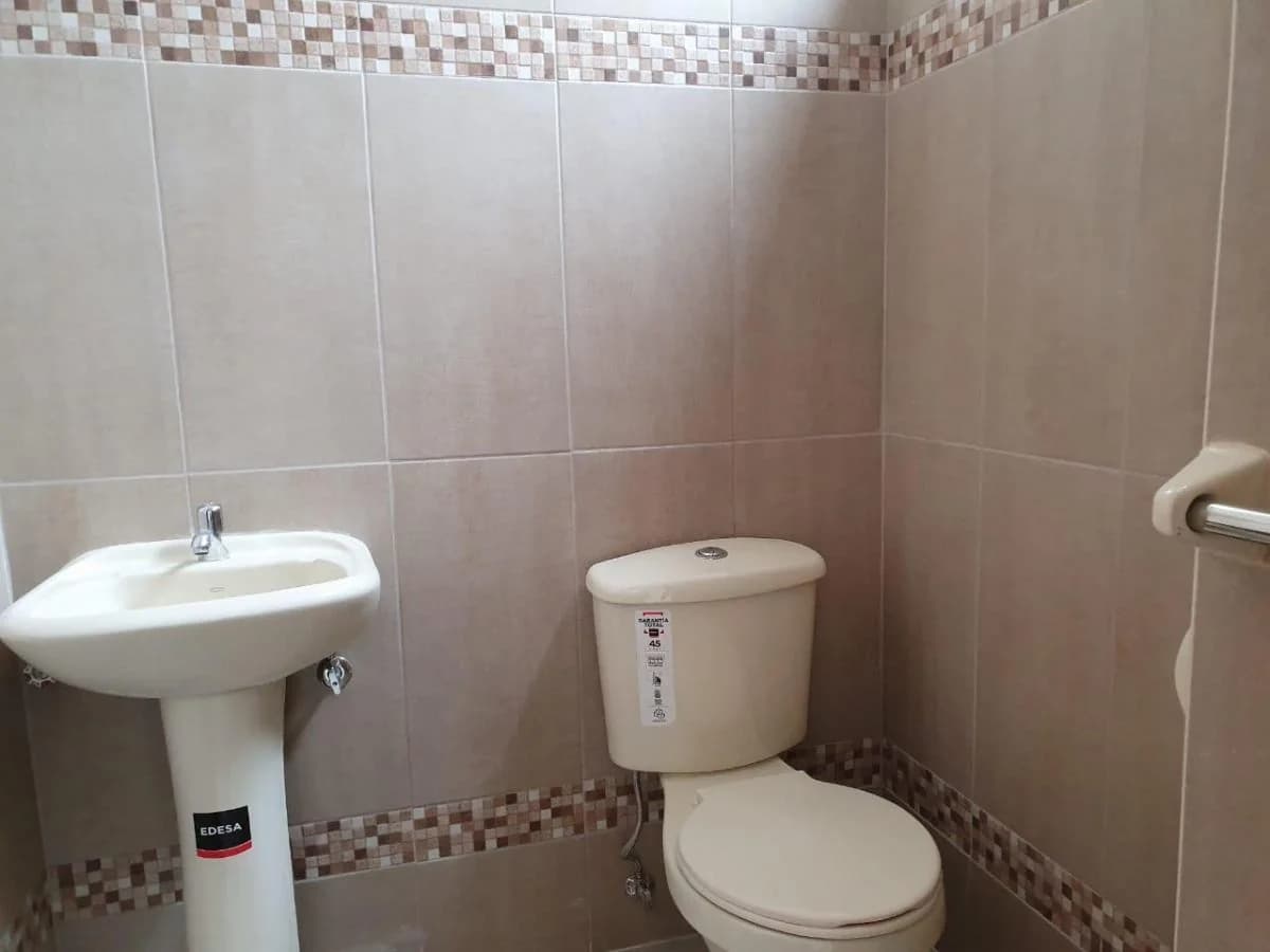 Kennedy Norte - Condominio San José - Vendo Oficina - Frente - Parque Lineal, Guayas — imagen 2