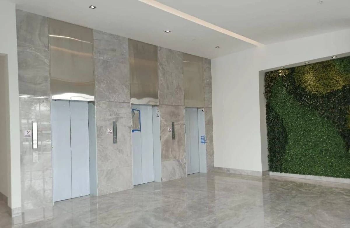 En Venta Oficina 44 m² - Edif. Platinum 2 - Av Febres Cordero - Ciudad Millenium, Guayas — imagen 4