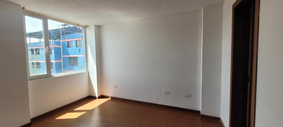 Vendo Departamento en Norte de Quito Calle Legarda 3 Dorm. — imagen 6