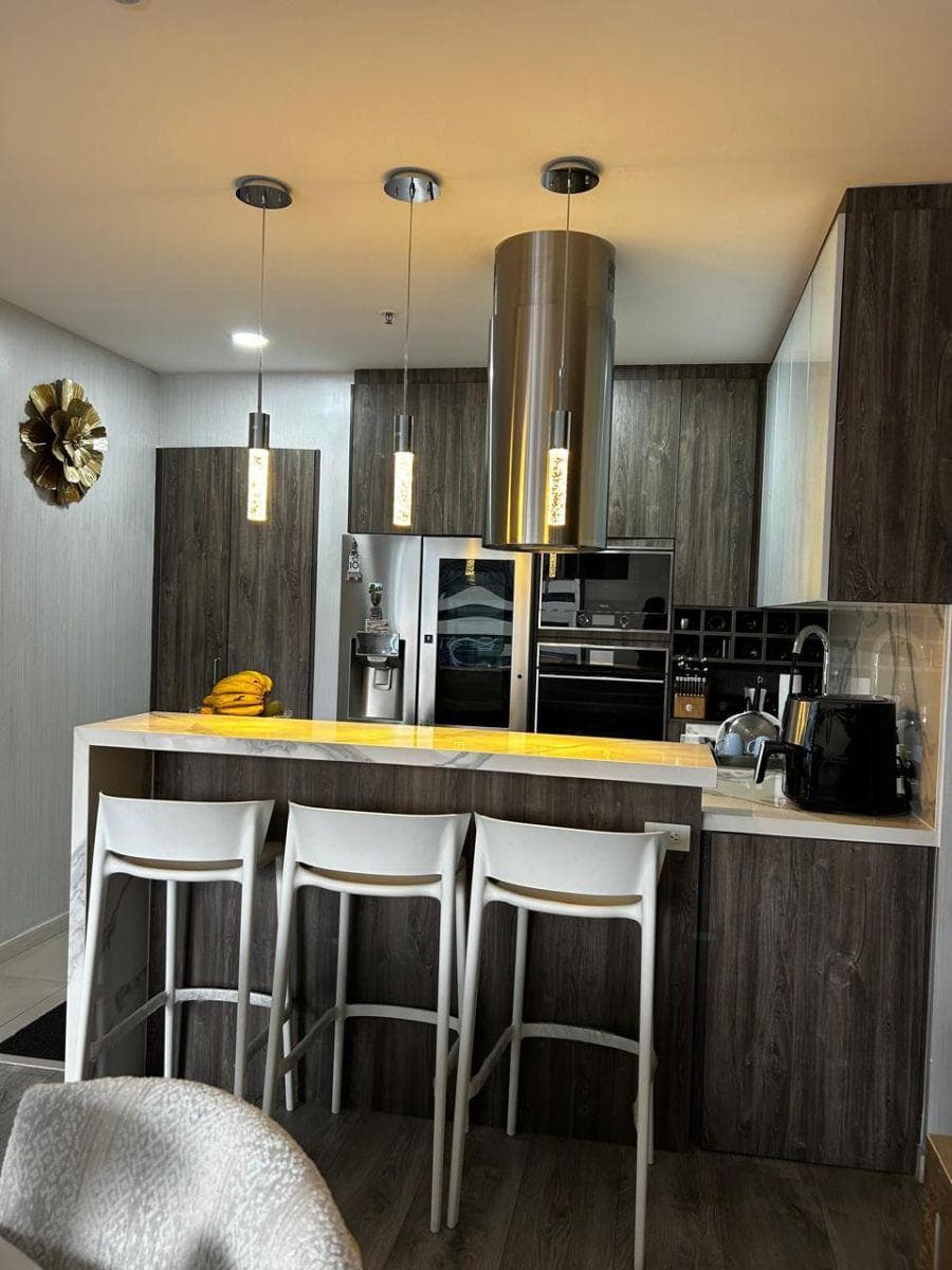 Vendo Hermoso Departamento Semi Amoblado 3 Habitaciones Republica del Salvador — imagen 6