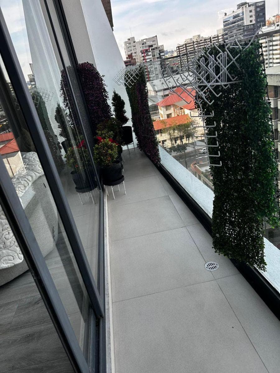 Vendo Hermoso Departamento Semi Amoblado 3 Habitaciones Republica del Salvador — imagen 4